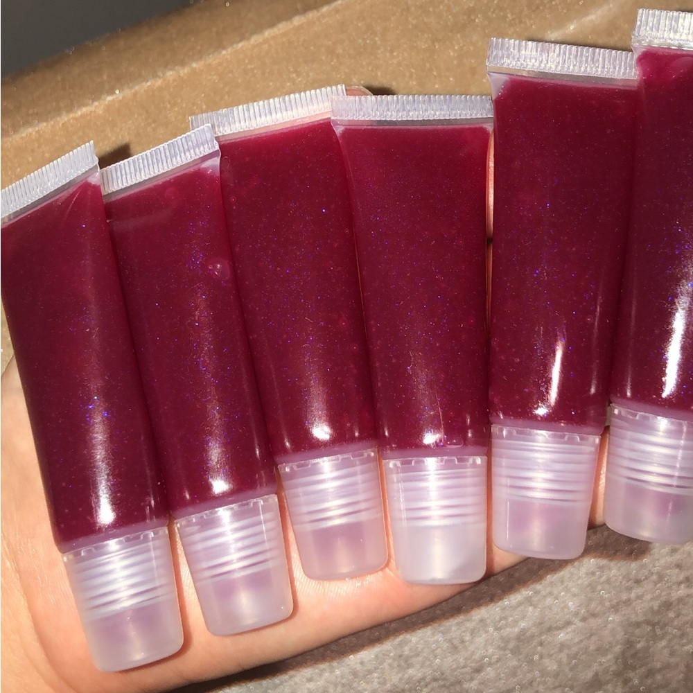 Lipgloss 💋 - Picture 3 of 5